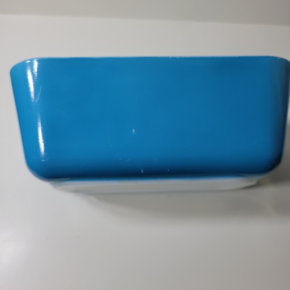 Pyrex Primary Blue Fridgie 1.5 Pint, Refrigerator Dish - Picture 2 of 12